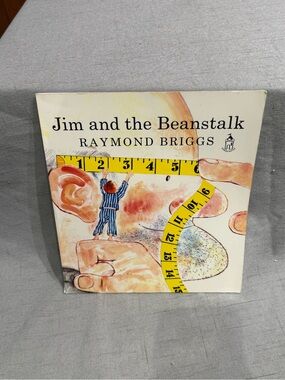 VIINTAGE:  JIM AND THE BEANSTALK Raymond Briggs 1970 Paperback Book